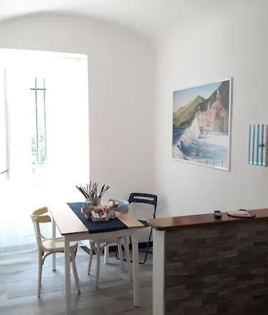 Apartman La Risacca Charme E Arte